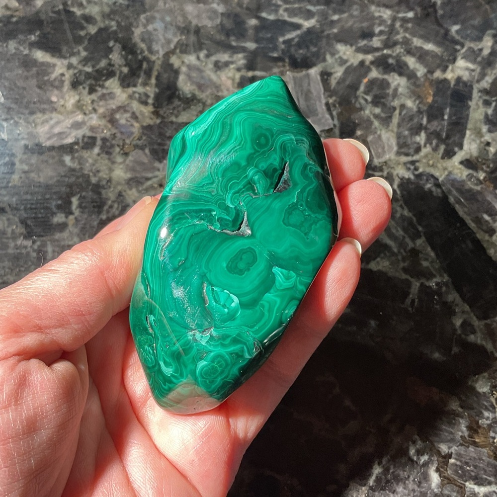 Malachite Specimen - Picture 3 of 5